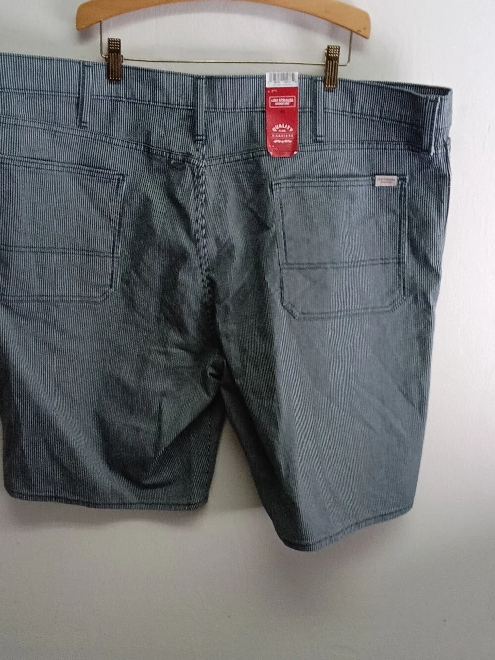 Levi's Men's Blank-white Cargo Shorts Size 44